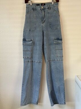 VTG Zoe High-Waist Cargo Pants Light Blue Wash Size 2 Streetwear Utility Y2K